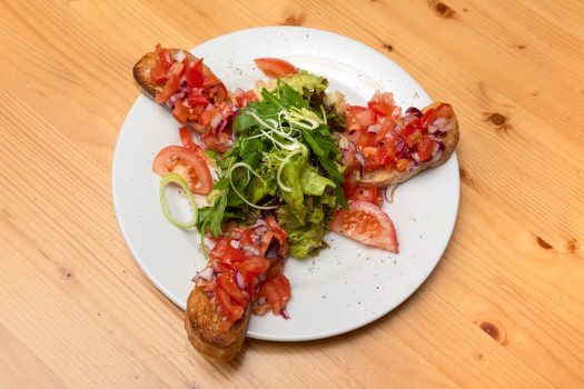 Forsthaus Ofenfrisches Knoblauchbrot Tomate